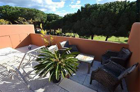 Beautiful Middle floor Apartment for sale Saint Andrews | Cabopino Marbella view outside